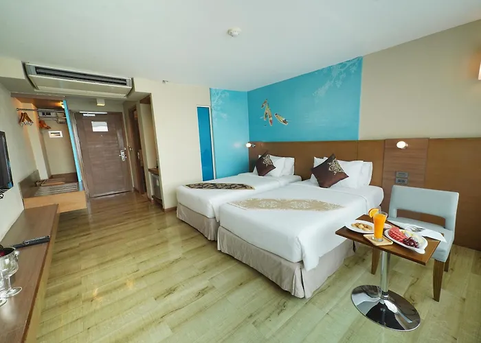 Riverside Hotel